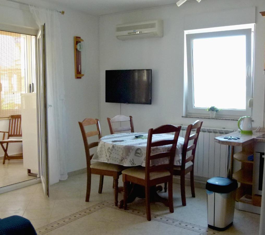 Apartmani Marija Medulin Ngoại thất bức ảnh